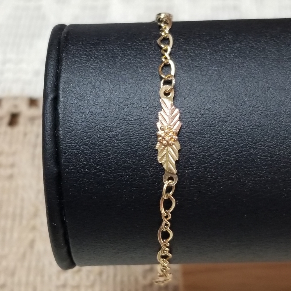10K Gold Leaf Bracelet